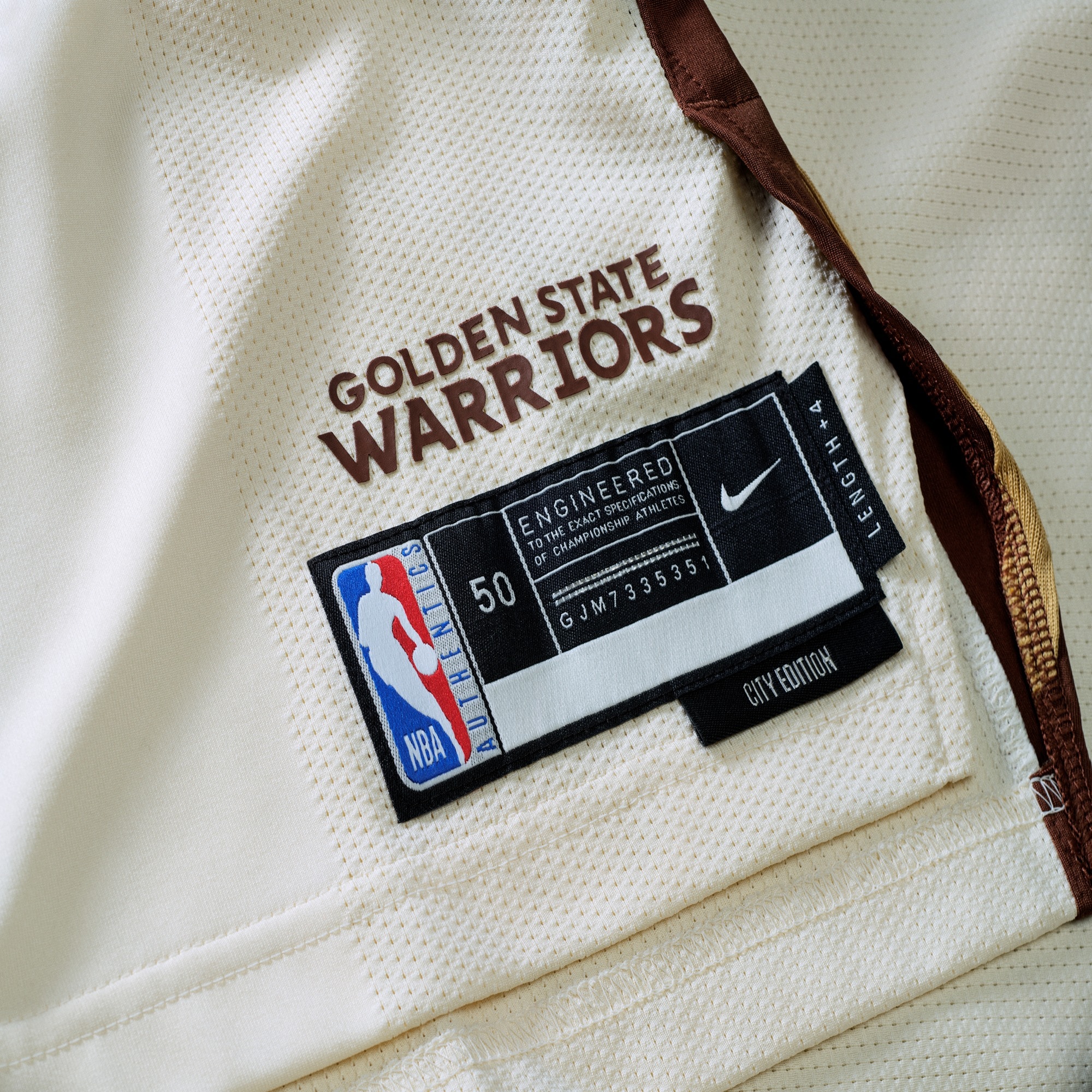 f262051e-8313-4efd-bd76-